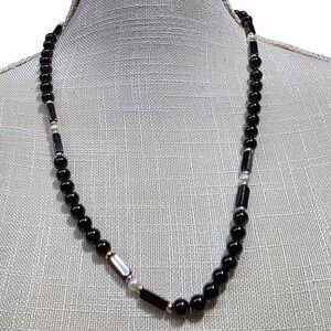 Beaded Necklace Black Onyx Faux‎ Pearl Accent Vintage Style
